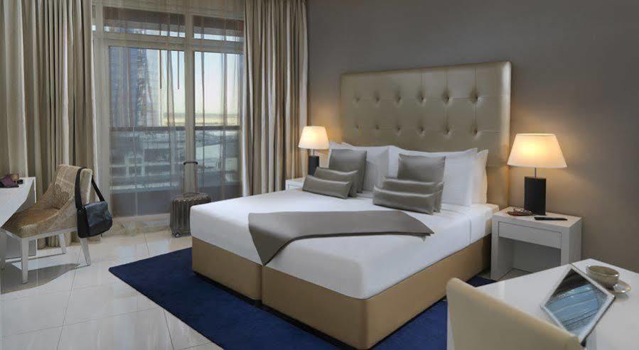 Damac Maison The Vogue Dubai Eksteriør billede A bedroom at the hotel