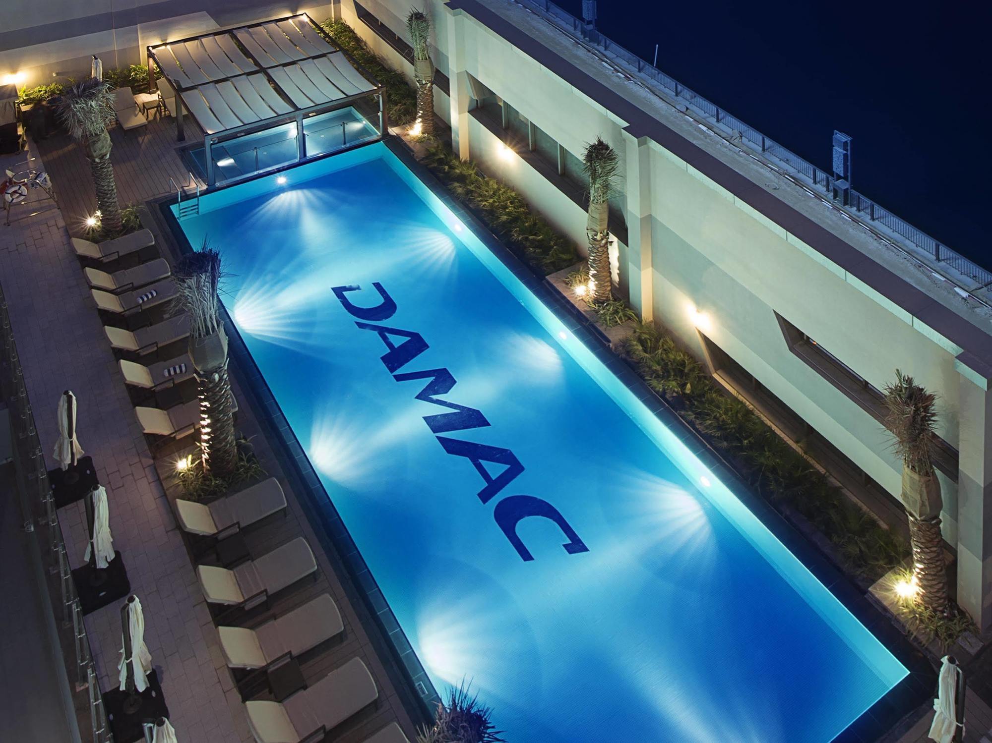 Damac Maison The Vogue Dubai Eksteriør billede DAMAC Pool