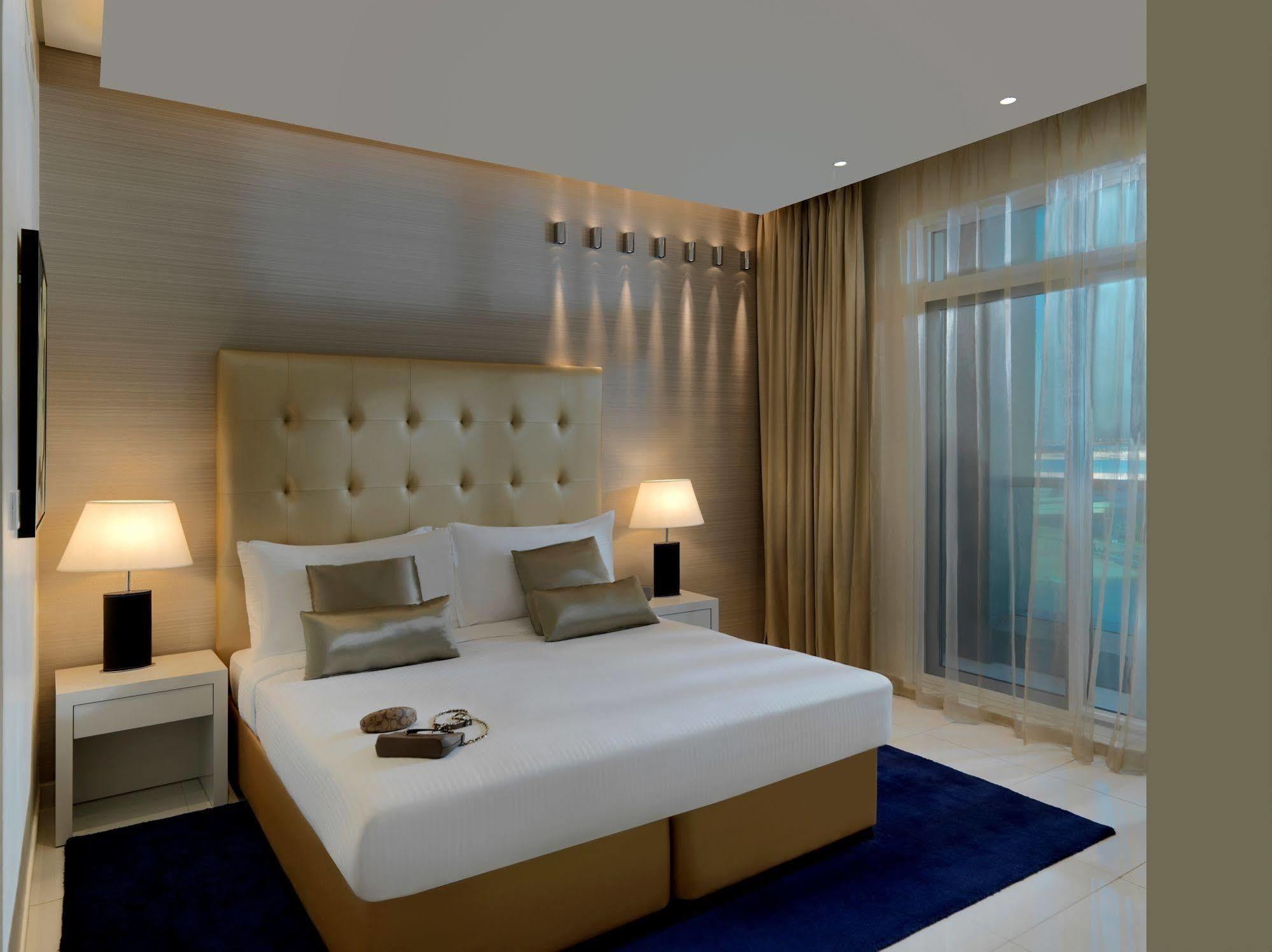 Damac Maison The Vogue Dubai Eksteriør billede A bedroom at the hotel